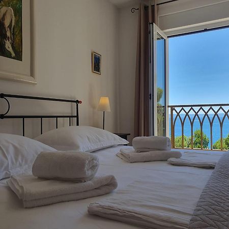 Inas Place Baška Voda Esterno foto