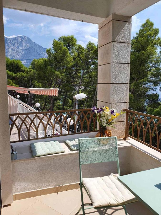 Inas Place Baška Voda Esterno foto