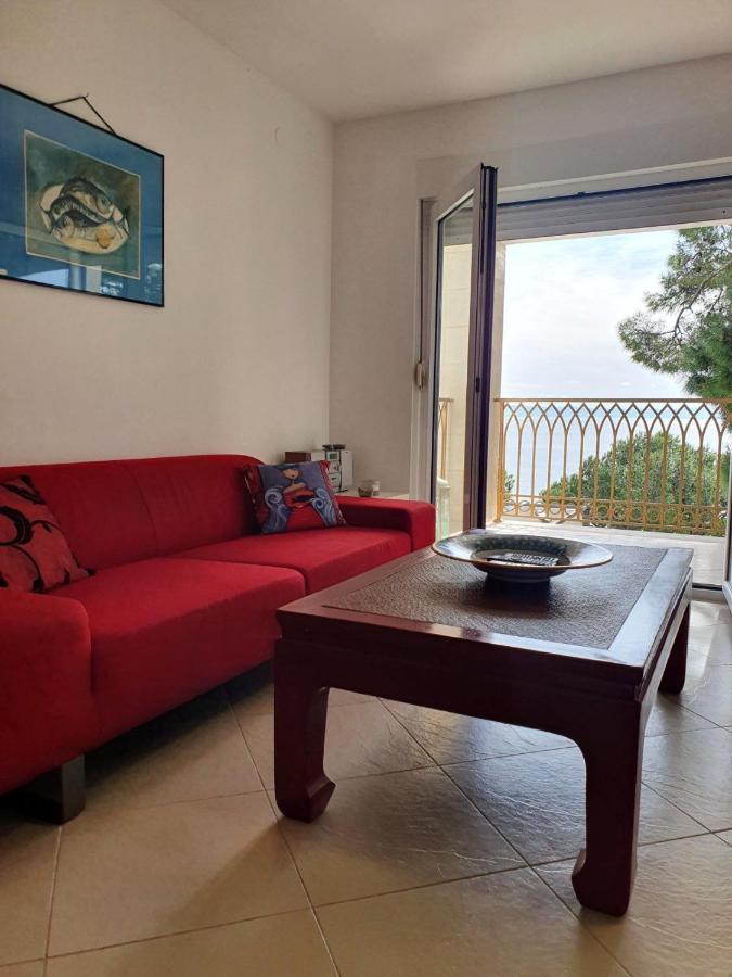 Inas Place Baška Voda Esterno foto