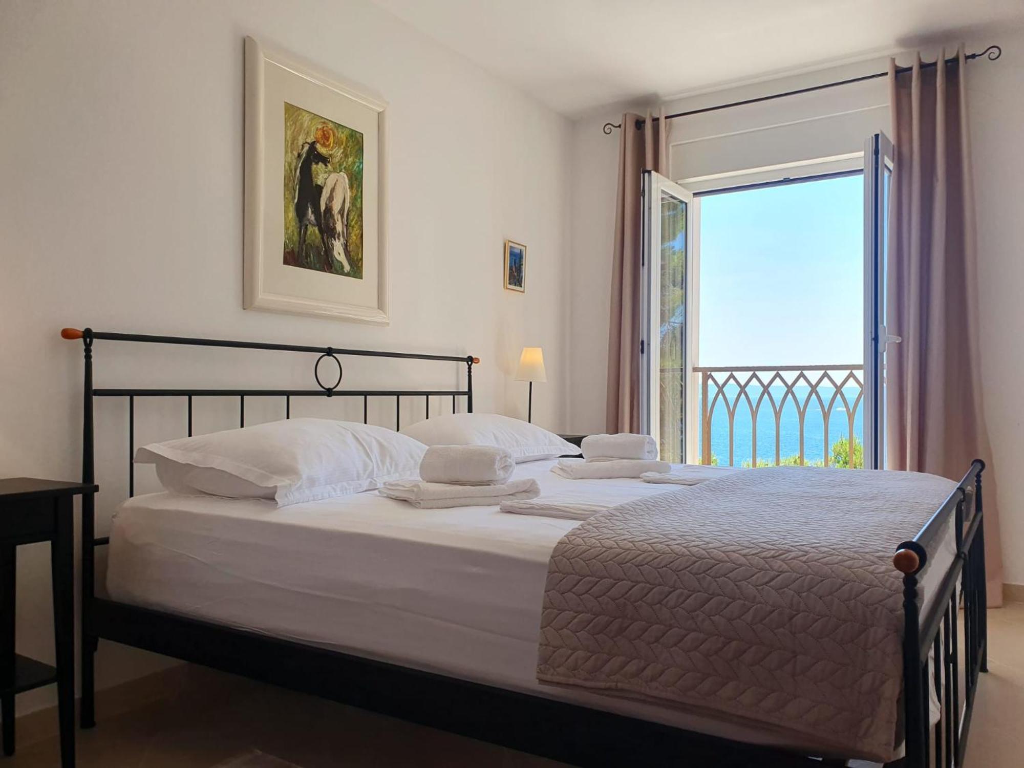 Inas Place Baška Voda Esterno foto