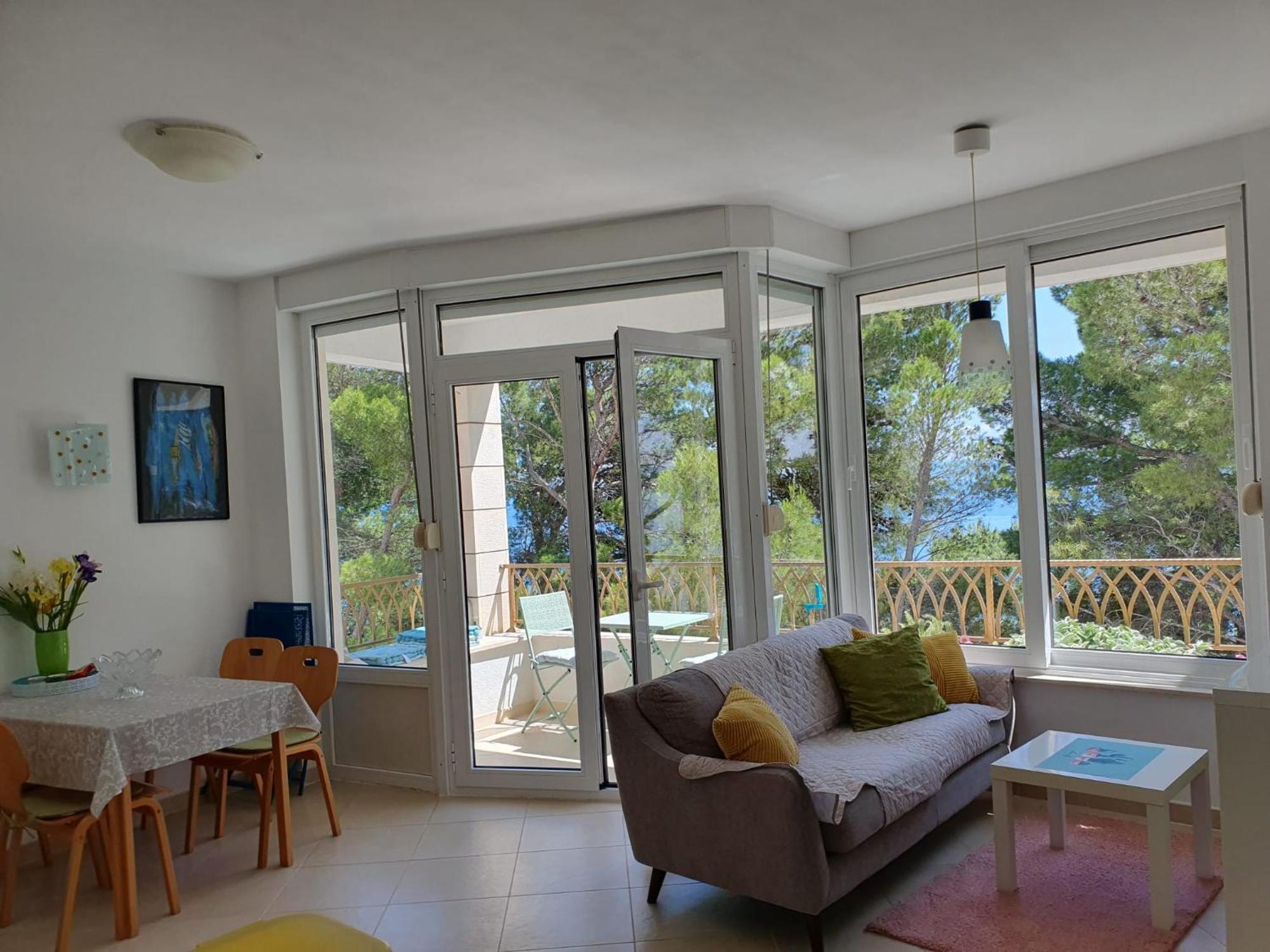 Inas Place Baška Voda Esterno foto